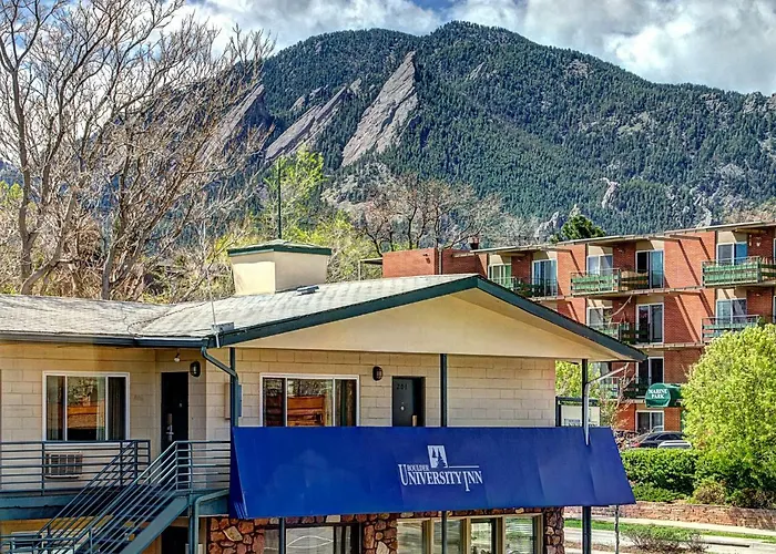 Boulder University Inn