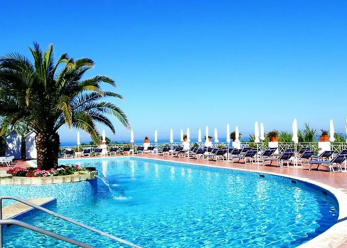 SENTIDO Paradiso Terme Resort&SPA con 5 piscine termali