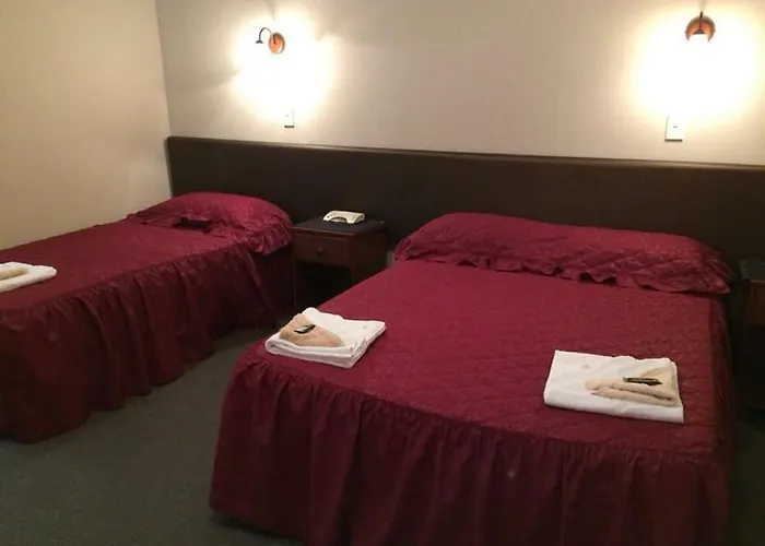 Feilding Hotel