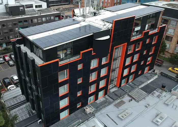 Richmond Suites Hotel