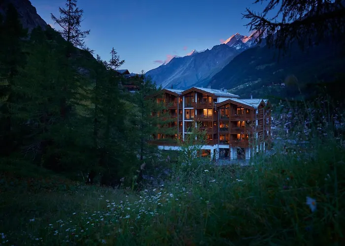 La Vue Luxury Living Apartments
