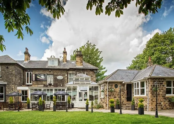 Dimple Well Lodge Hotel