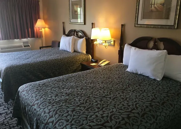 Days Inn By Wyndham Picayune
