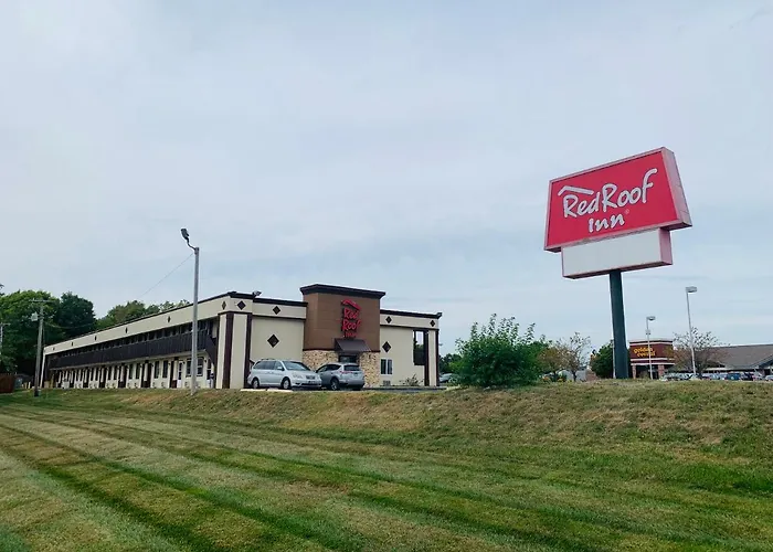 Red Roof Inn , In