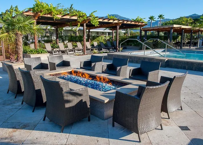Calistoga Spa Hot Springs - Authentic Hot Springs Spa & Resort
