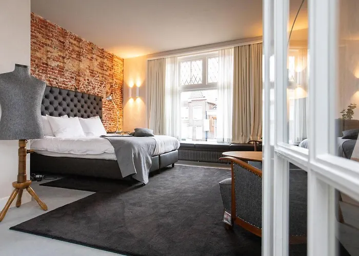 Van der Gang Suites