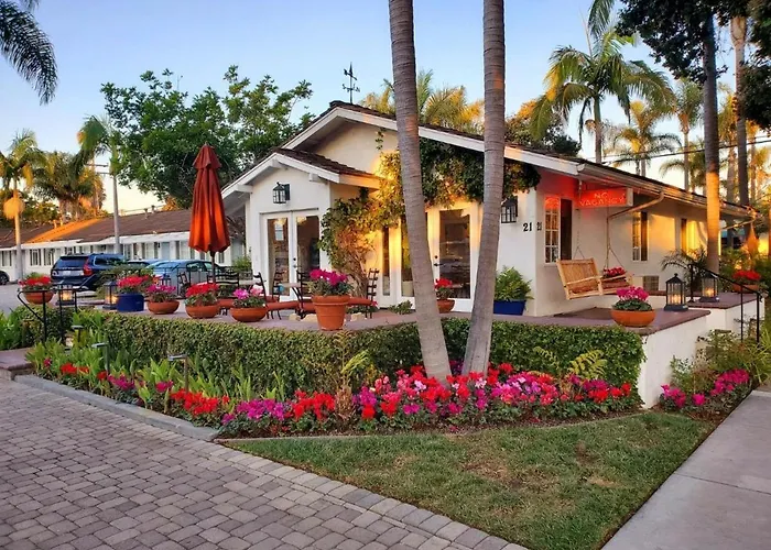 Marina Beach Motel