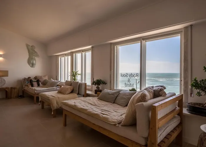 Sandhi House - Yoga & Wellness