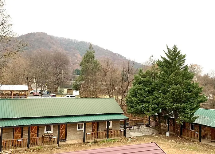 Spring Creek Hotel