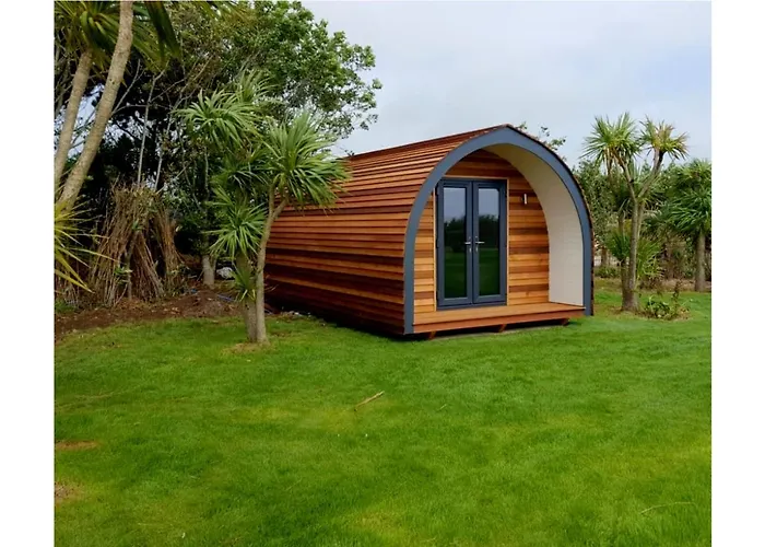Travellers Rest Glamping Pods & Shepherds Hut Newquay 