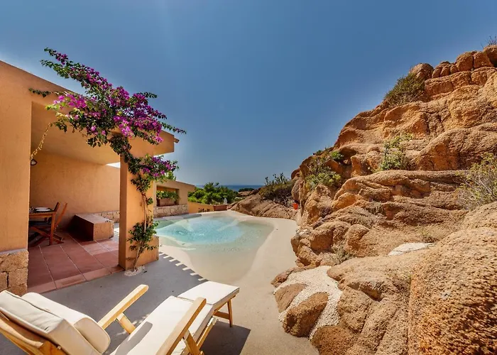 Costa Paradiso Resort