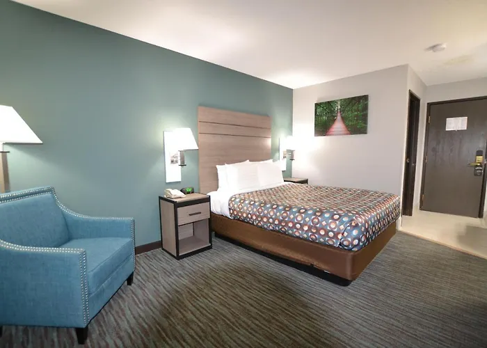Countryside Inn & Suites Omaha East- Ia